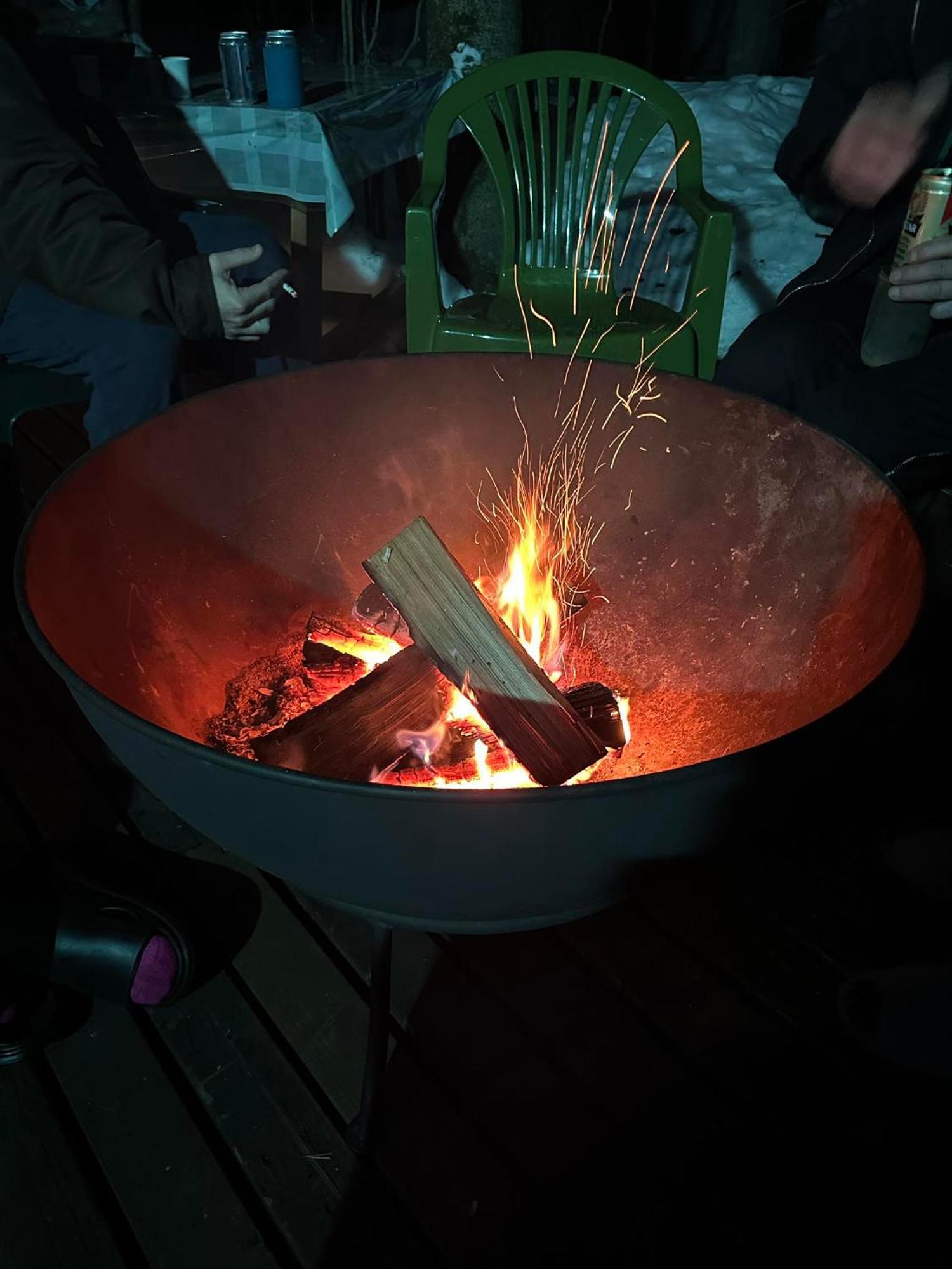 Snowhere Ski Lodge Hakuba Zewnętrze zdjęcie