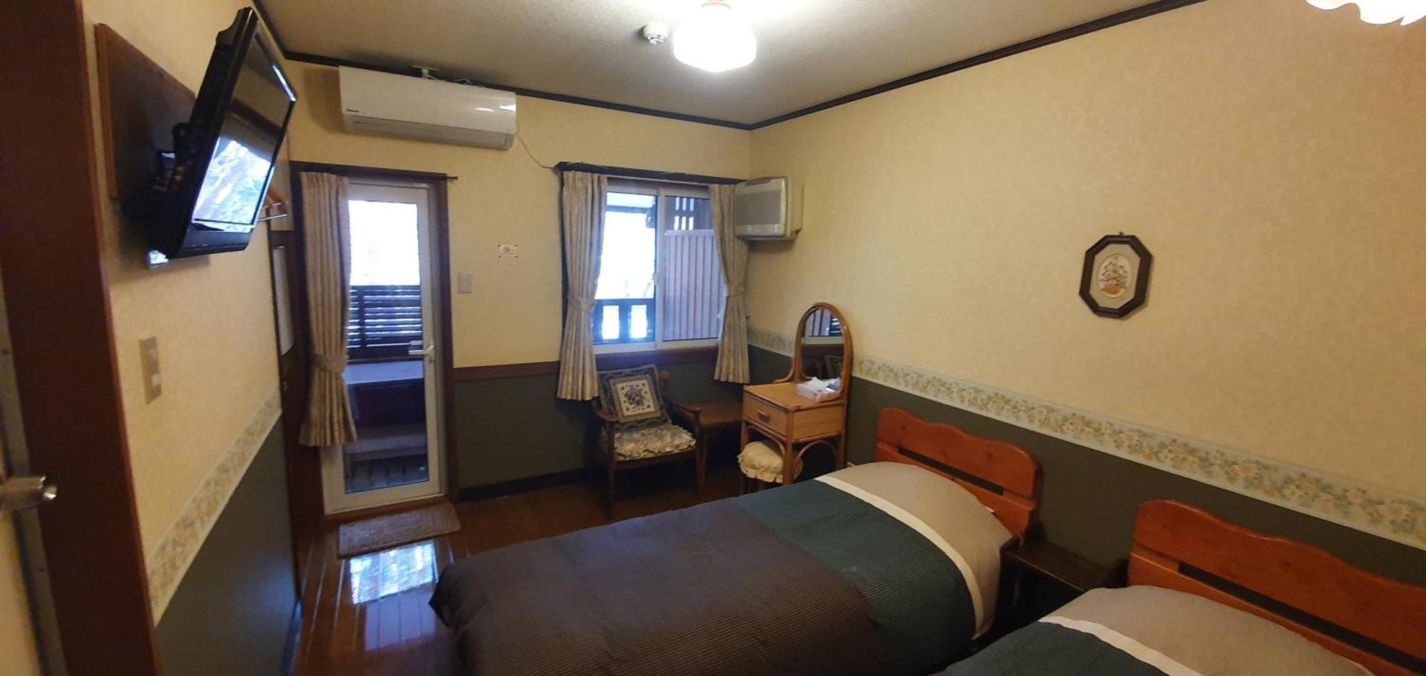Snowhere Ski Lodge Hakuba Zewnętrze zdjęcie